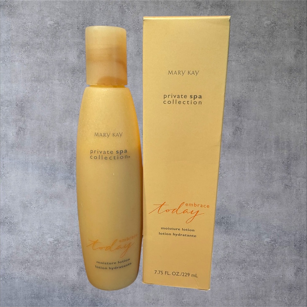 Mary Kay Moisture Lotion‎ Private Spa Embrace Today 7.75oz New Box Discontinued
